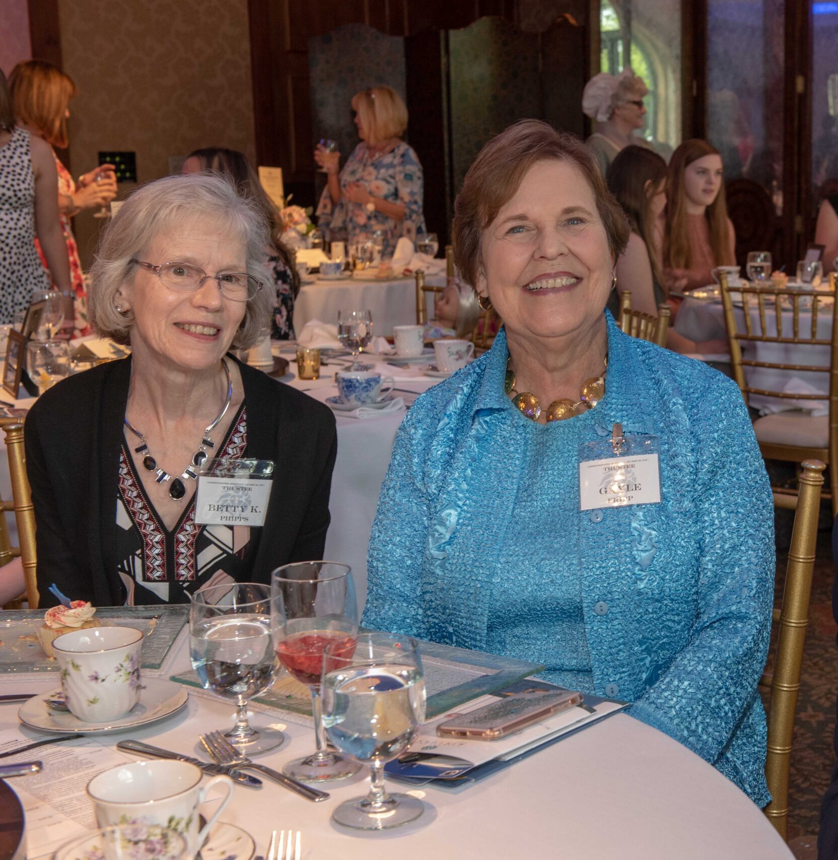 Gayle & Betty K _ Lynn Donovan